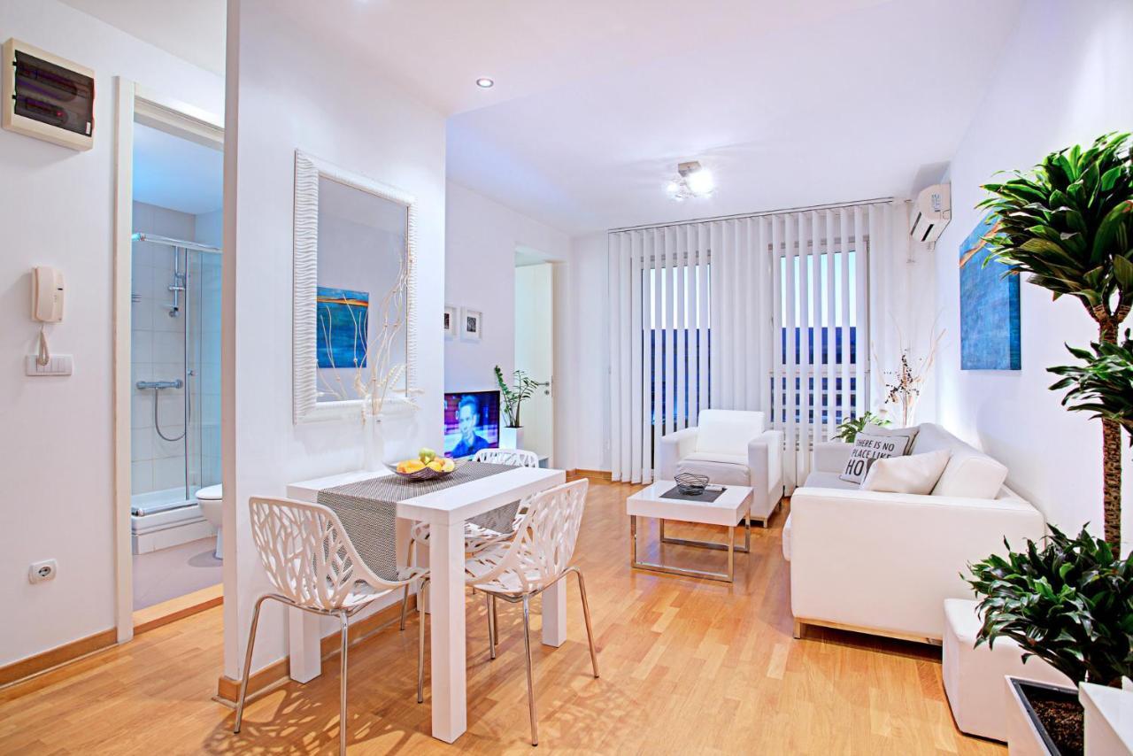 Belville Luxury Apartment بلغراد المظهر الخارجي الصورة